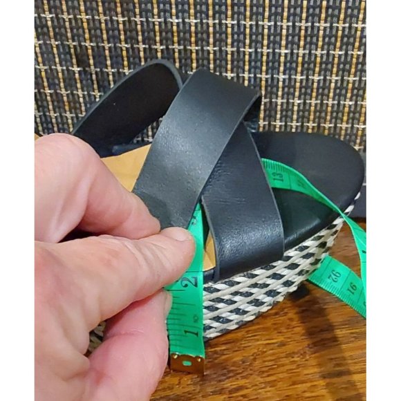 Bamboo Platform Lightweight Wedge Sandals in Black, Cork, Woven. Size 8.5 - Picture 5 of 10